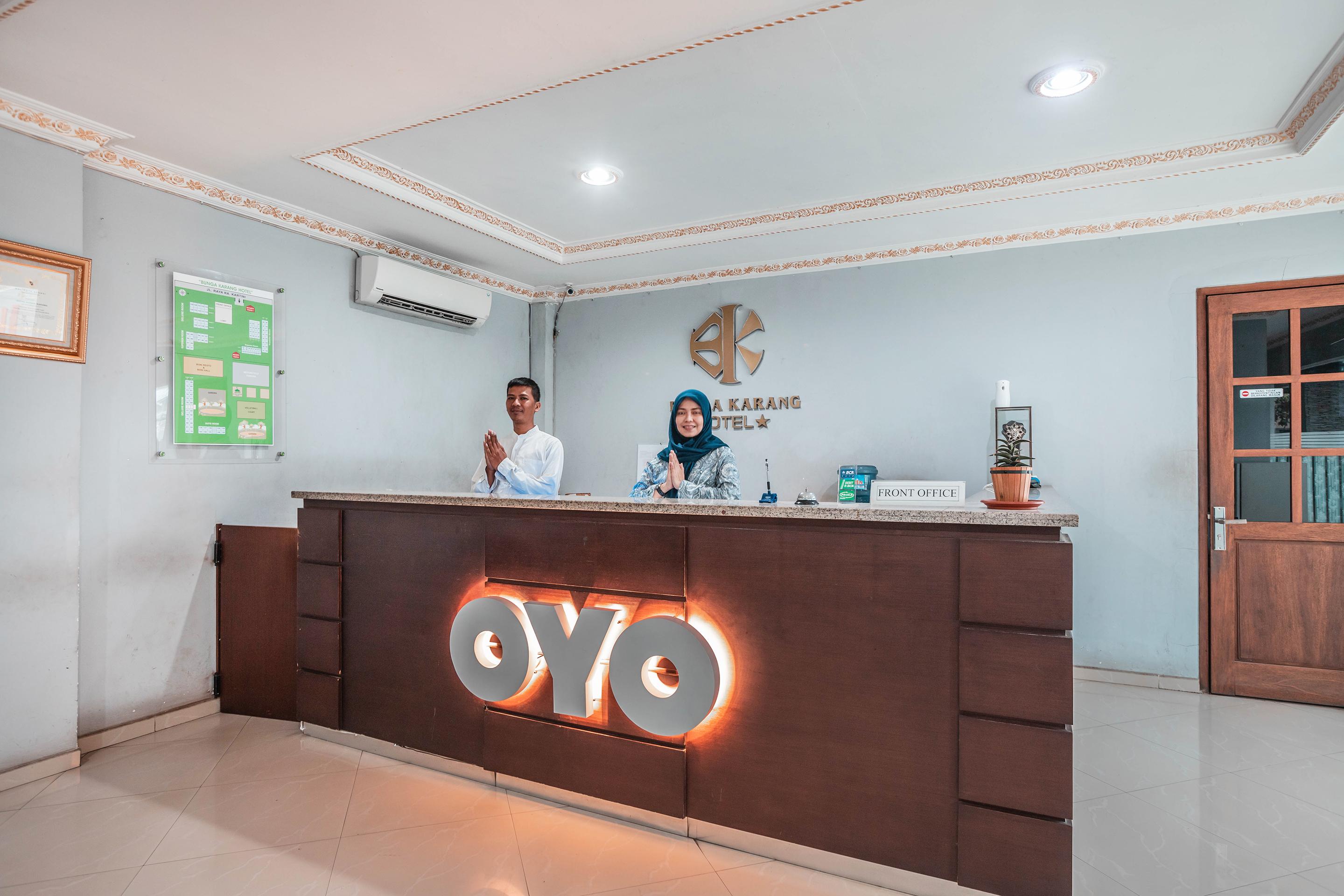 Super Oyo 686 Bunga Karang Hotel Bekasi Exterior foto