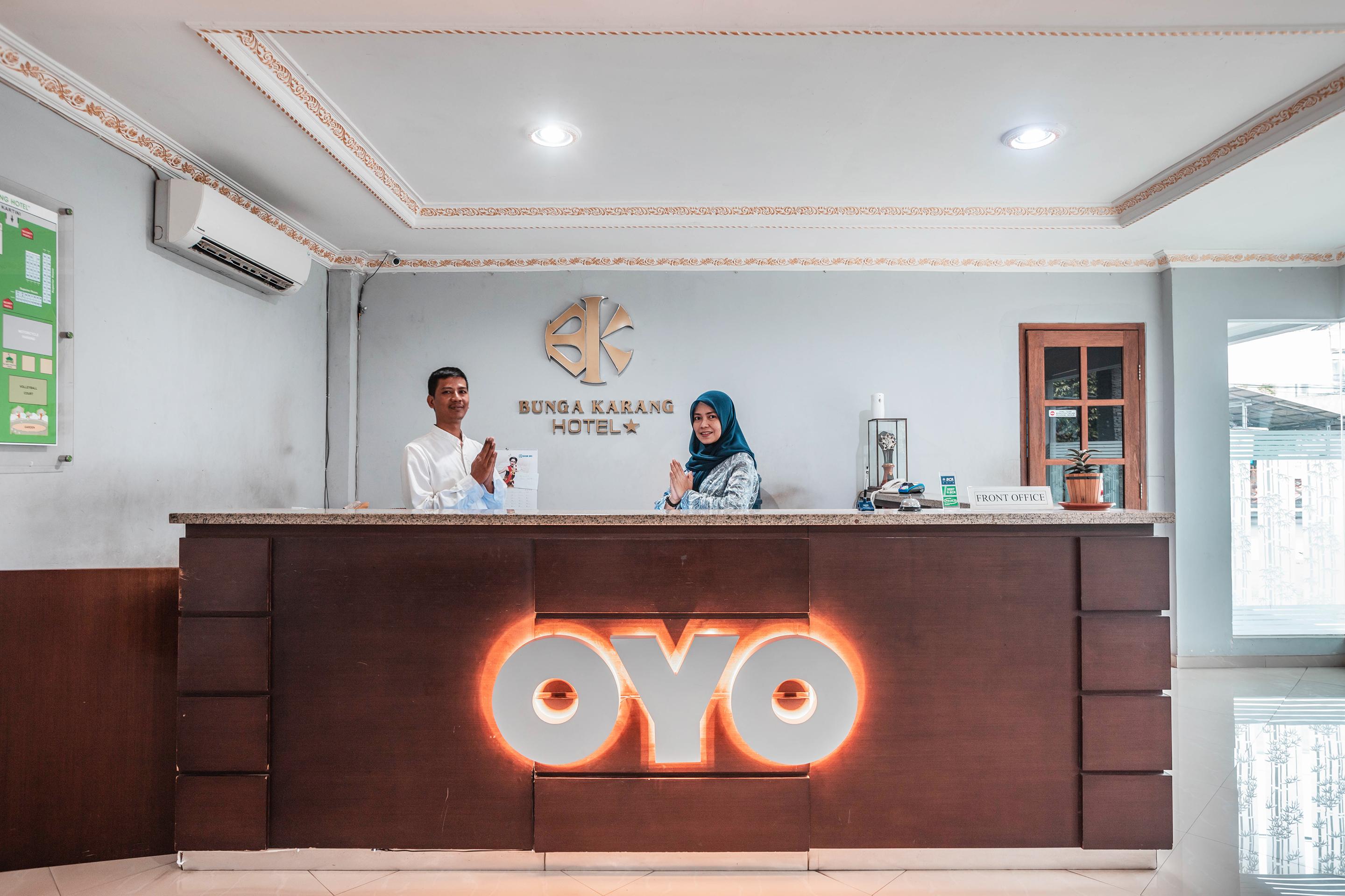 Super Oyo 686 Bunga Karang Hotel Bekasi Exterior foto